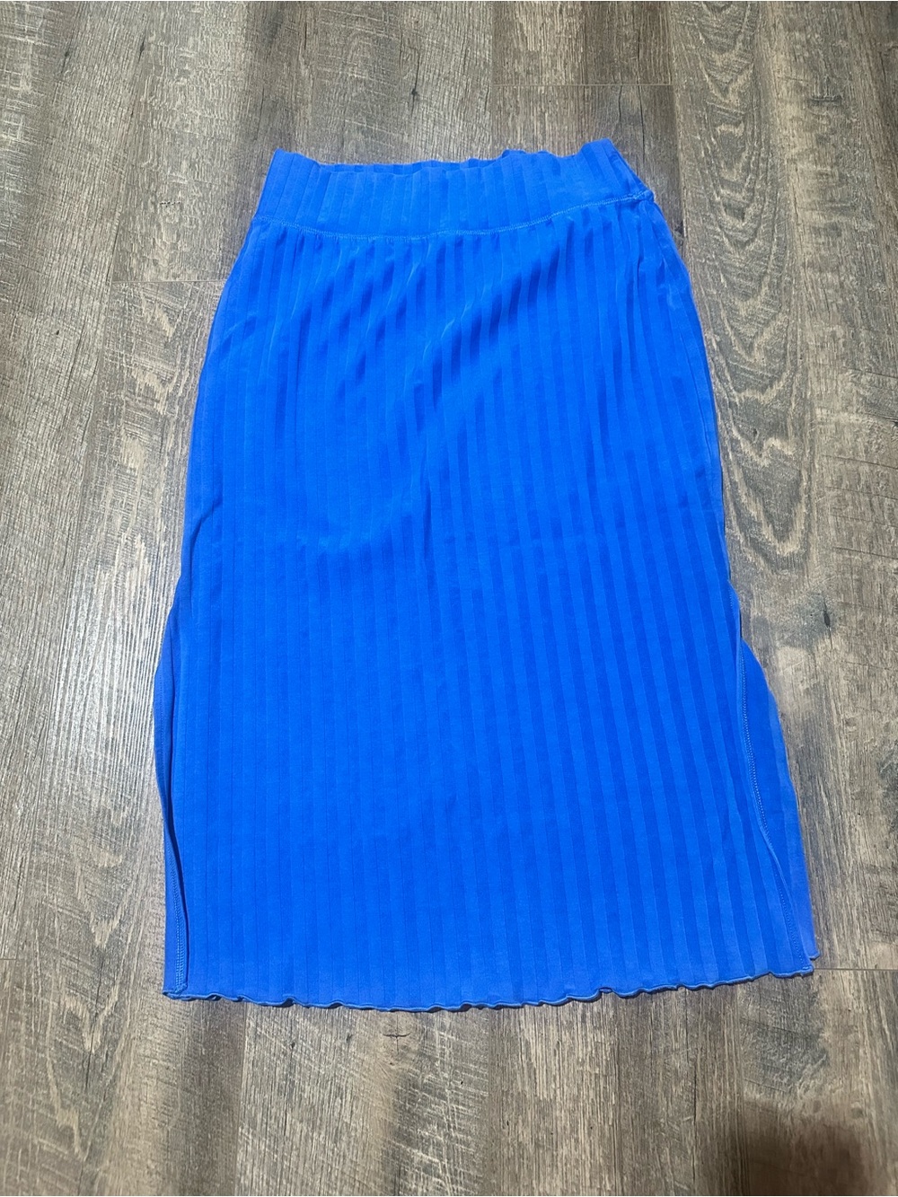 Aerie Offline Groove Midi Pleated skirt in Cobalt Blue